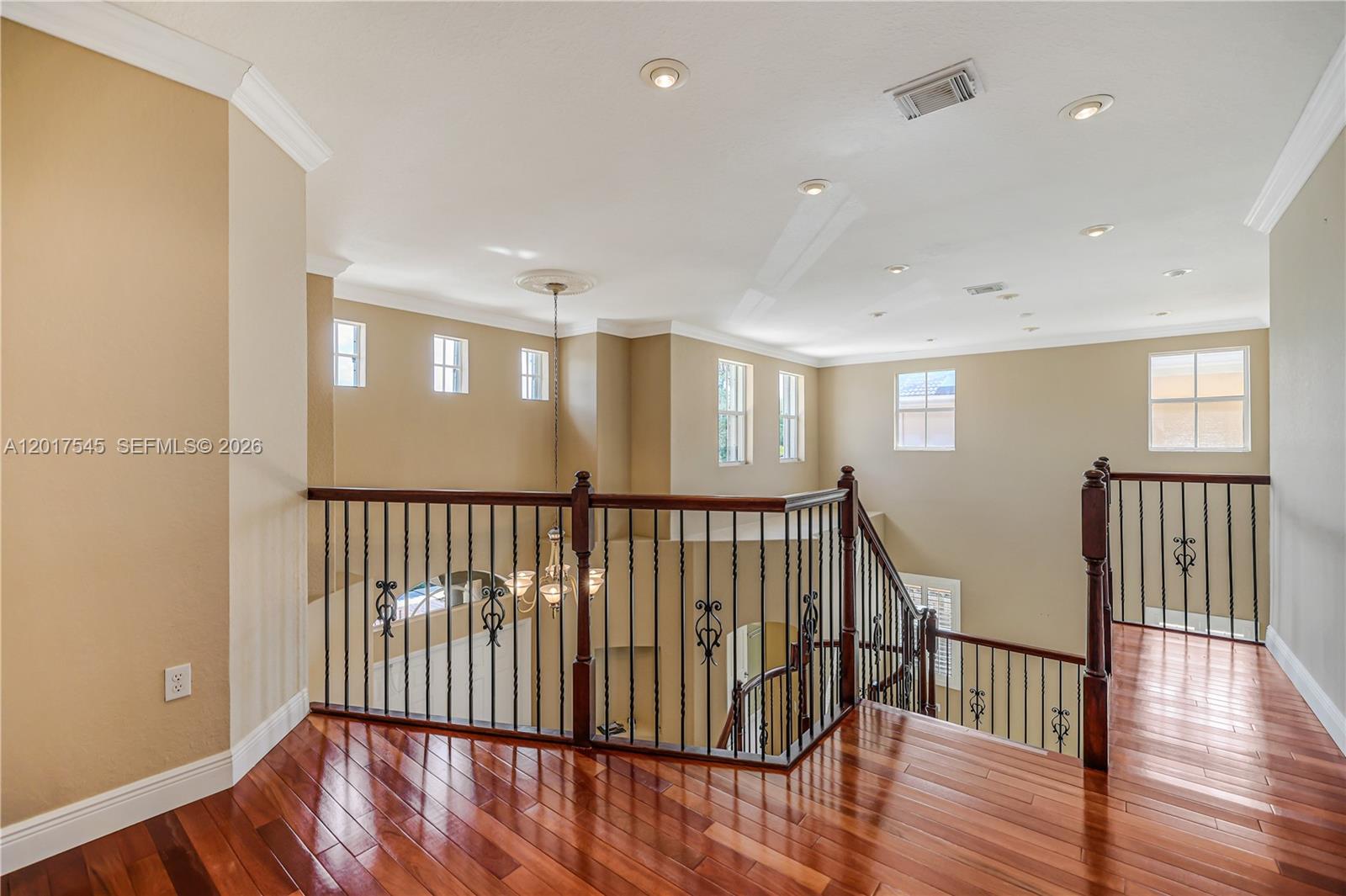 CENTURY BREEZE EAST - Residential