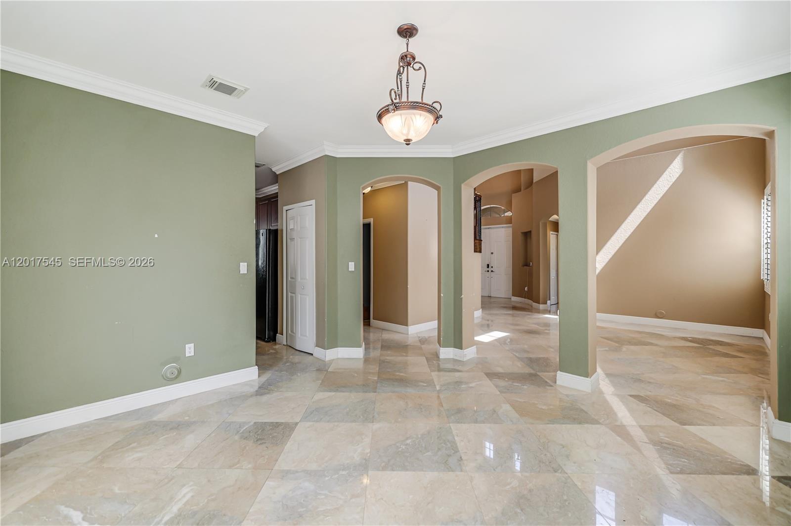 CENTURY BREEZE EAST - Residential
