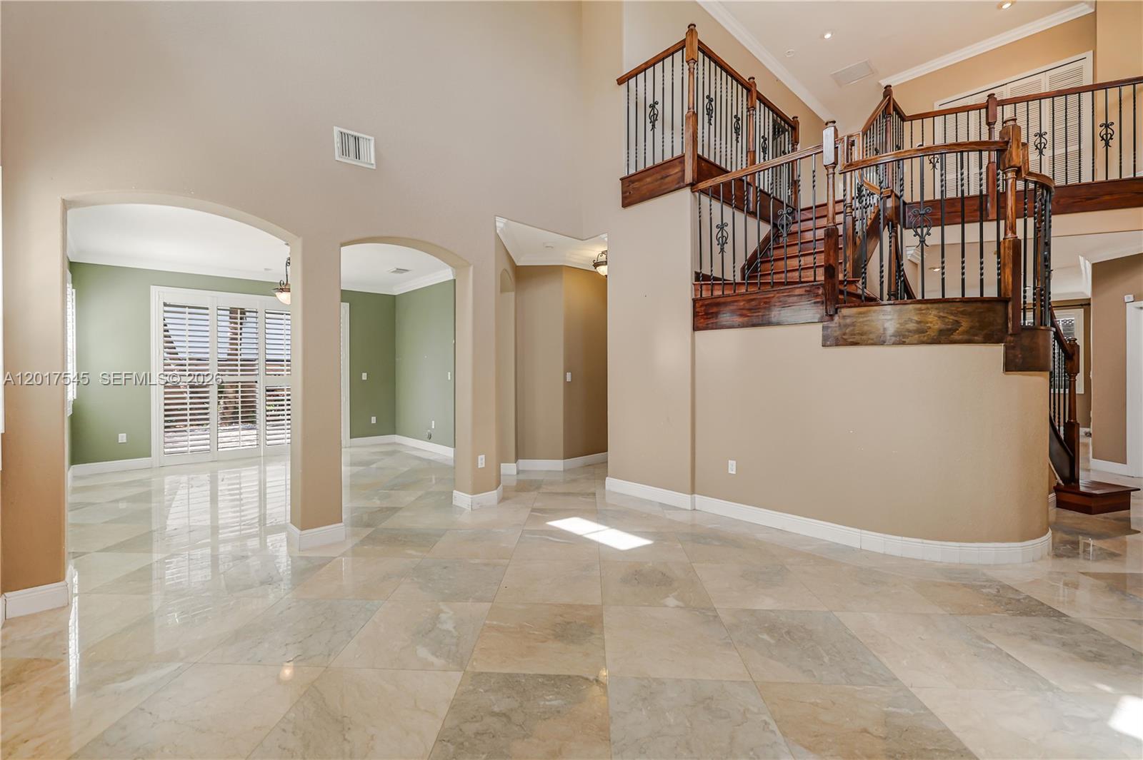 CENTURY BREEZE EAST - Residential