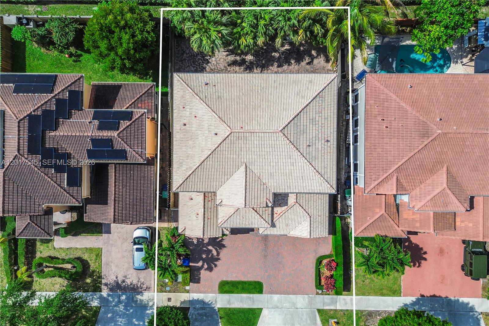 CENTURY BREEZE EAST - Residential