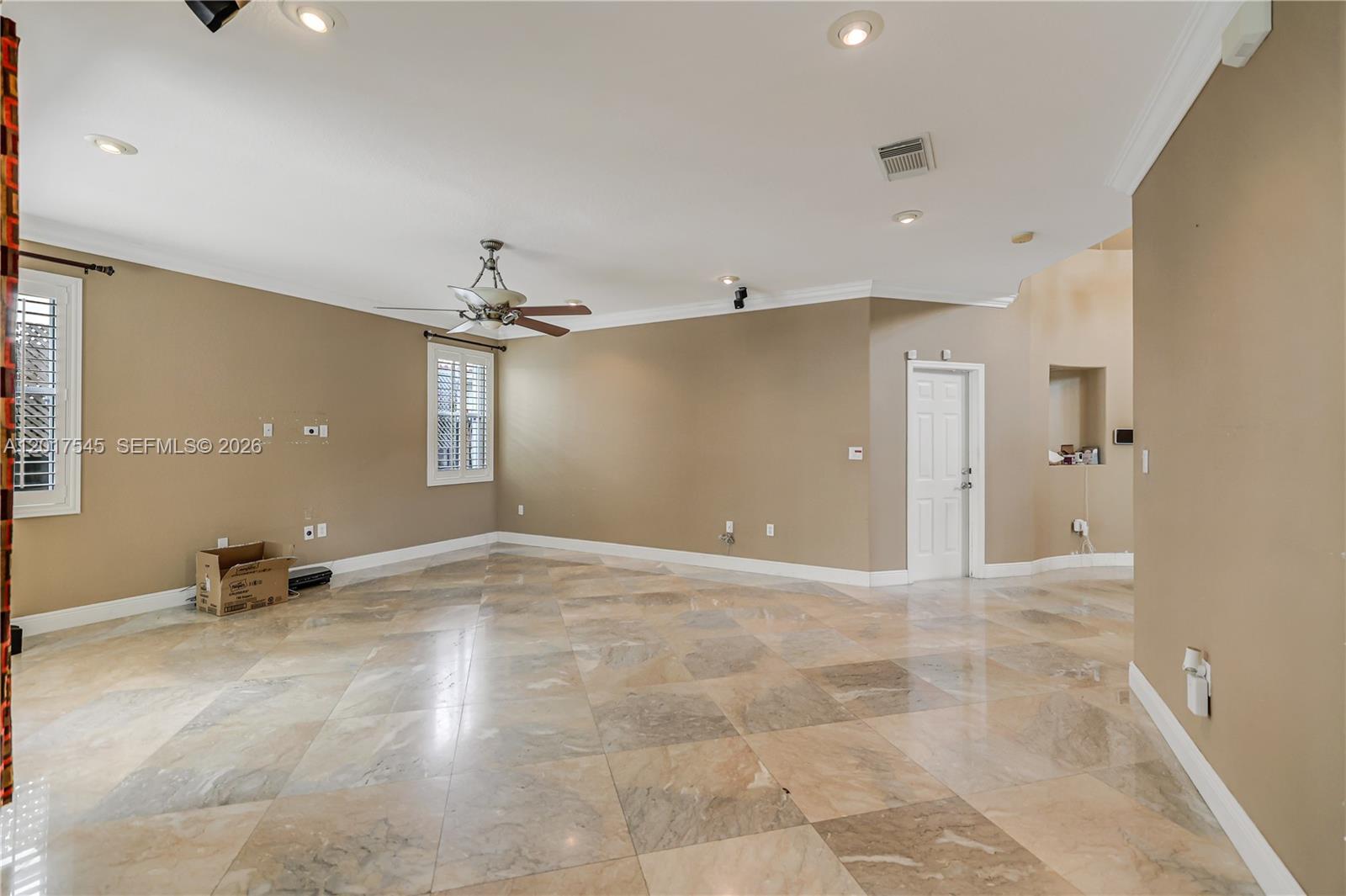 CENTURY BREEZE EAST - Residential