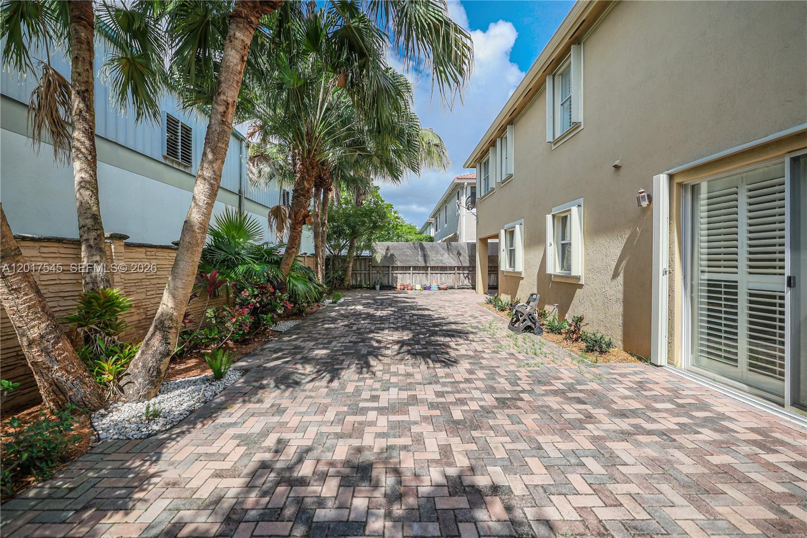 CENTURY BREEZE EAST - Residential