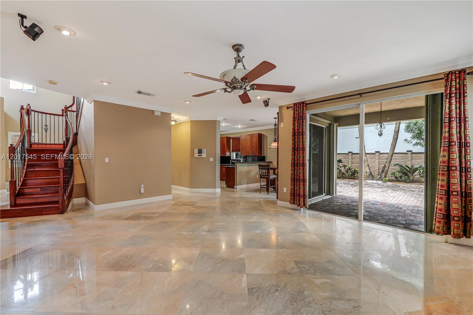 CENTURY BREEZE EAST - Residential