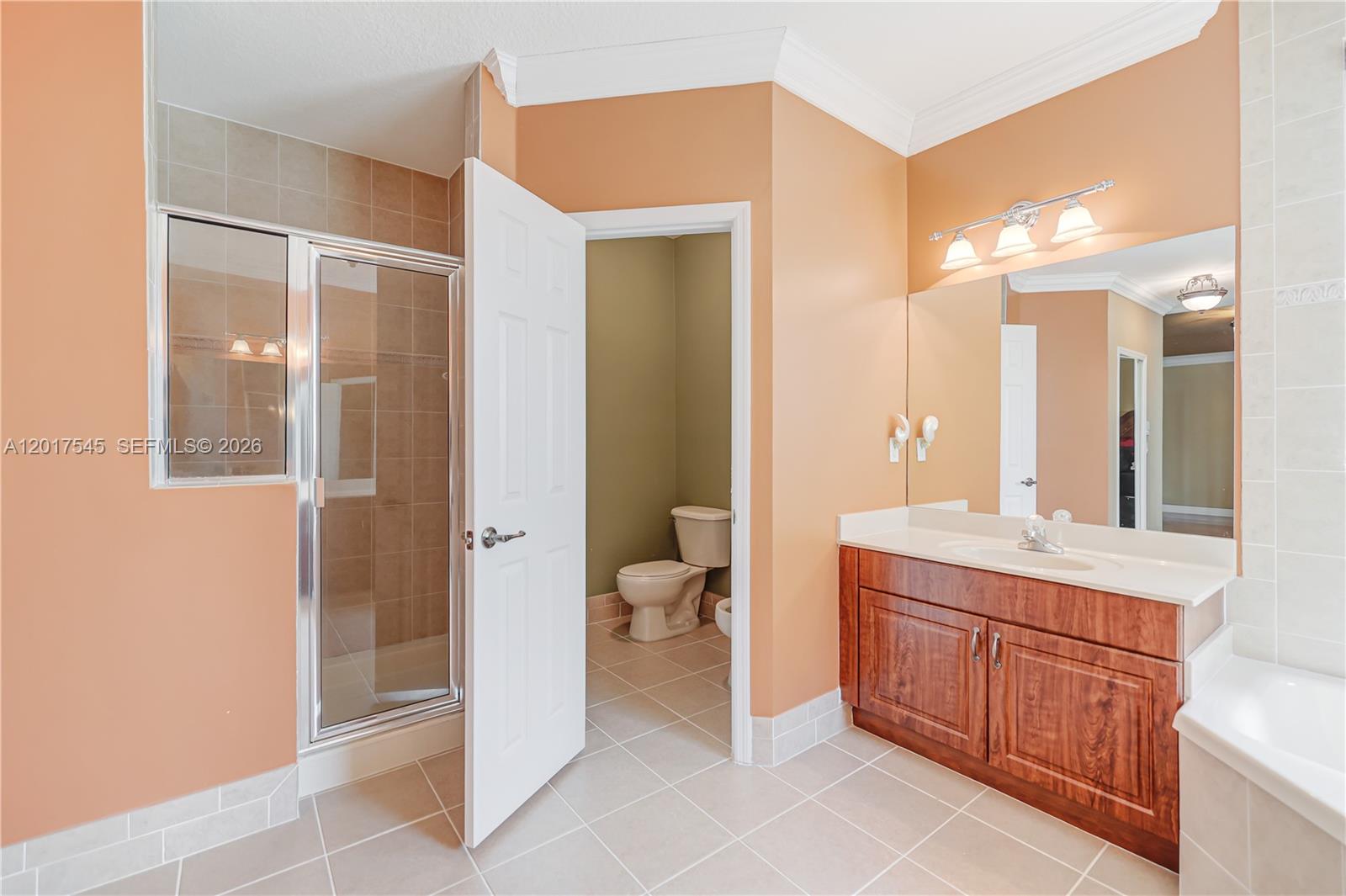 CENTURY BREEZE EAST - Residential