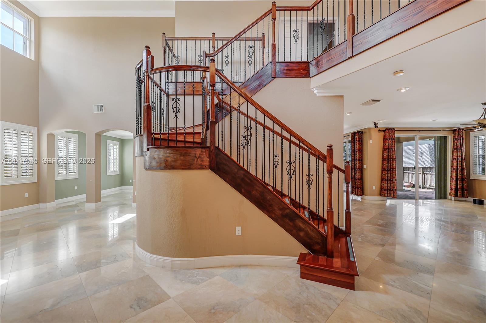 CENTURY BREEZE EAST - Residential