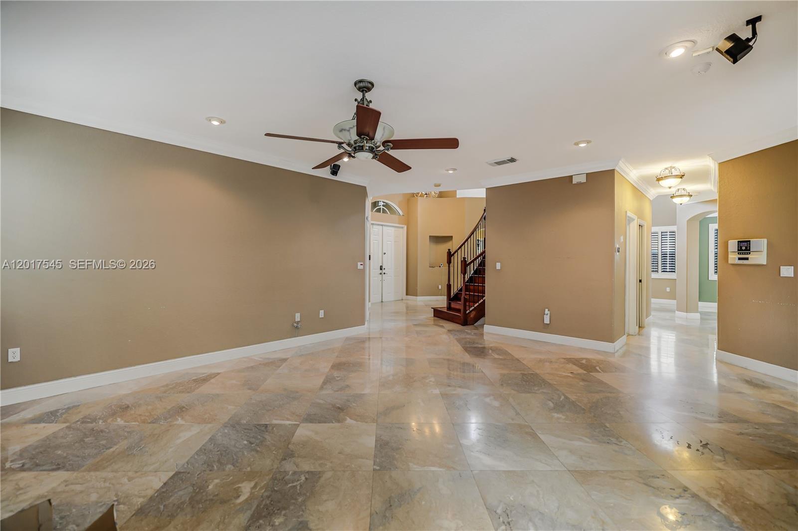 CENTURY BREEZE EAST - Residential