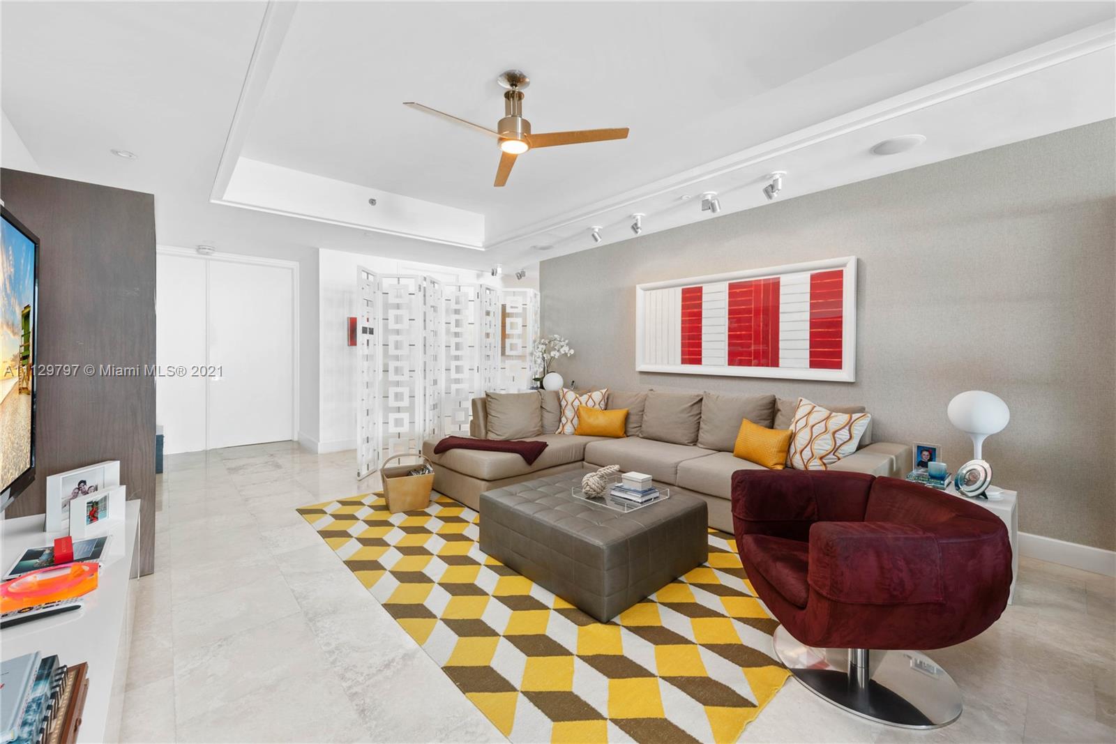 THE RESIDENCES AT THE BAT - Residential