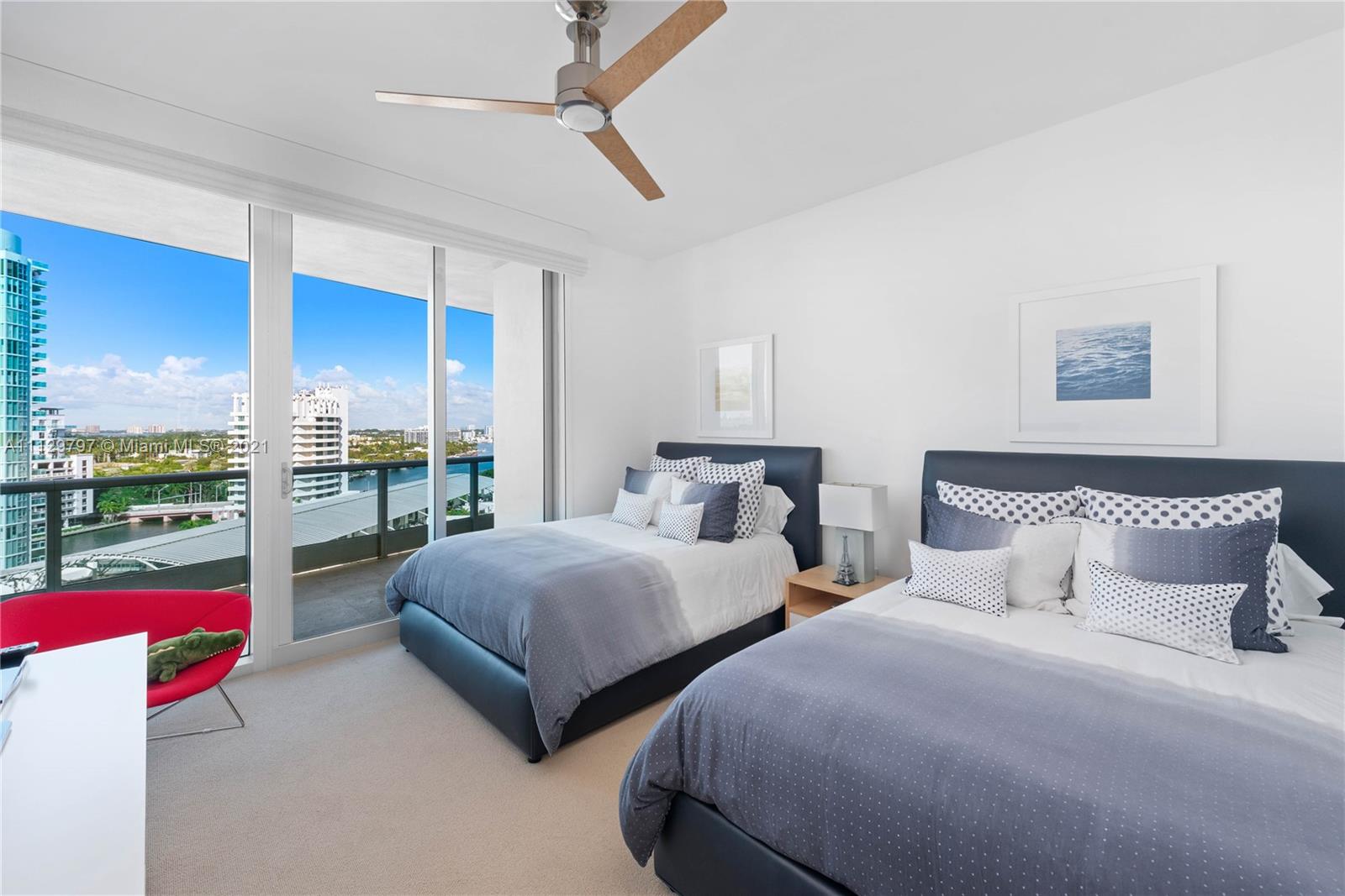 THE RESIDENCES AT THE BAT - Residential