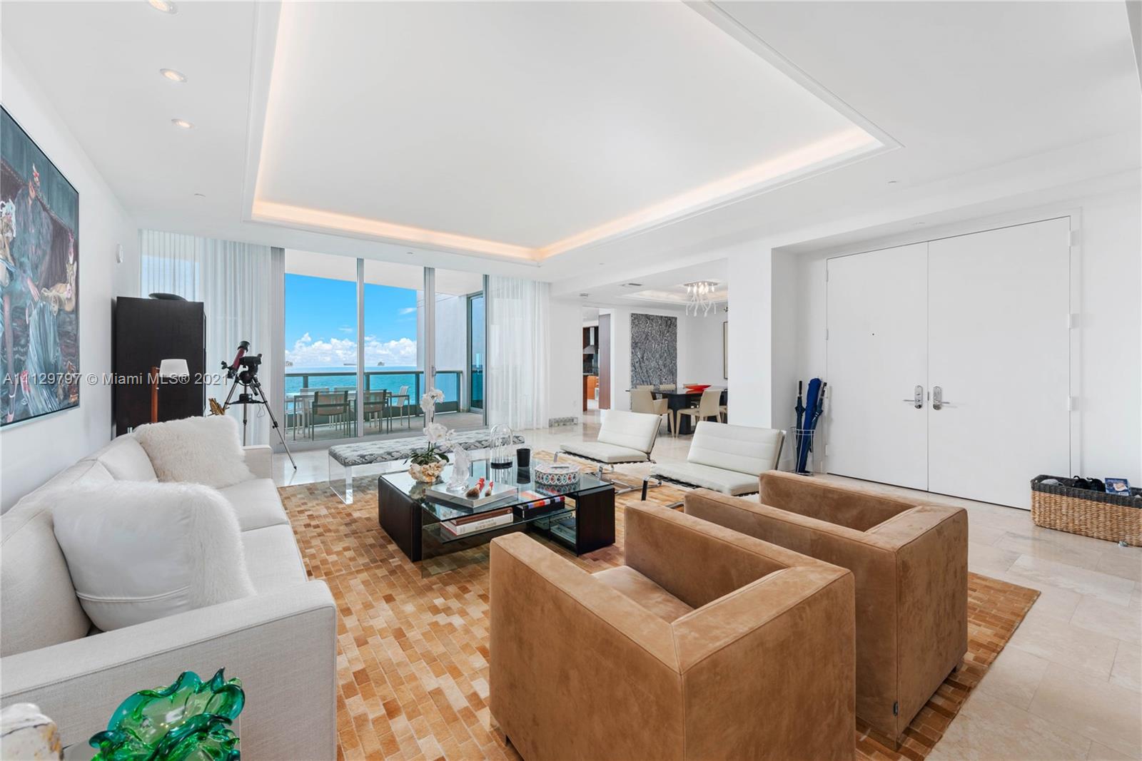 THE RESIDENCES AT THE BAT - Residential