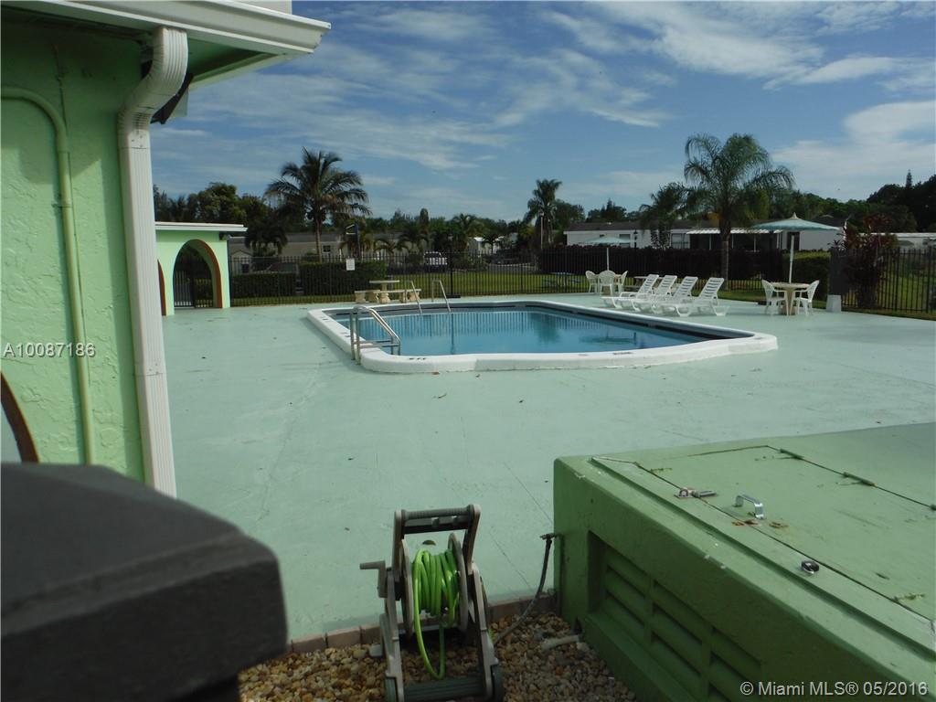 Gateway Estates Park Cond - Residential