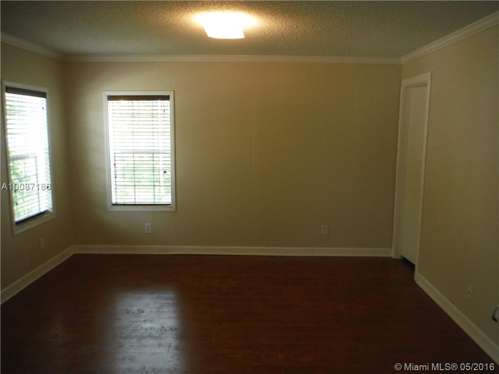 Gateway Estates Park Cond - Residential