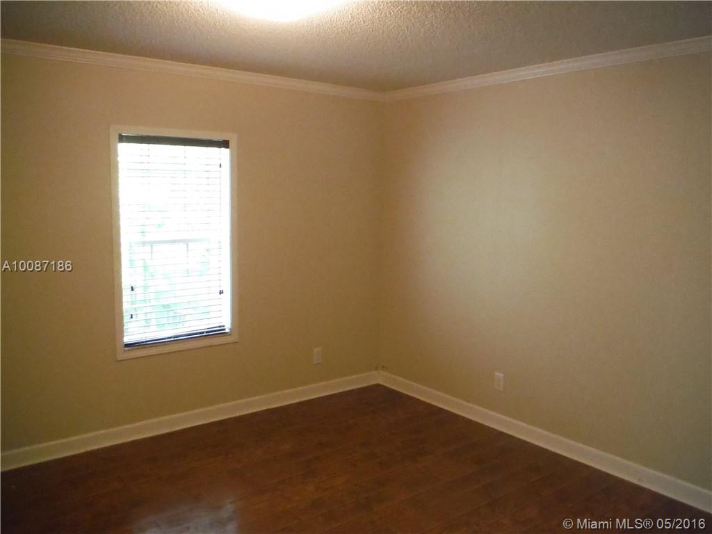 Gateway Estates Park Cond - Residential