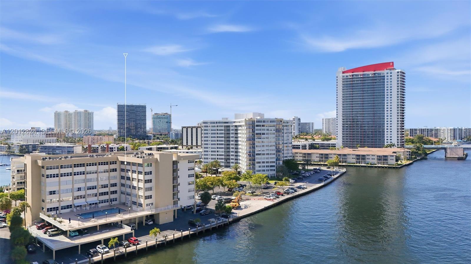GOLDEN SAILS CONDO - Residential