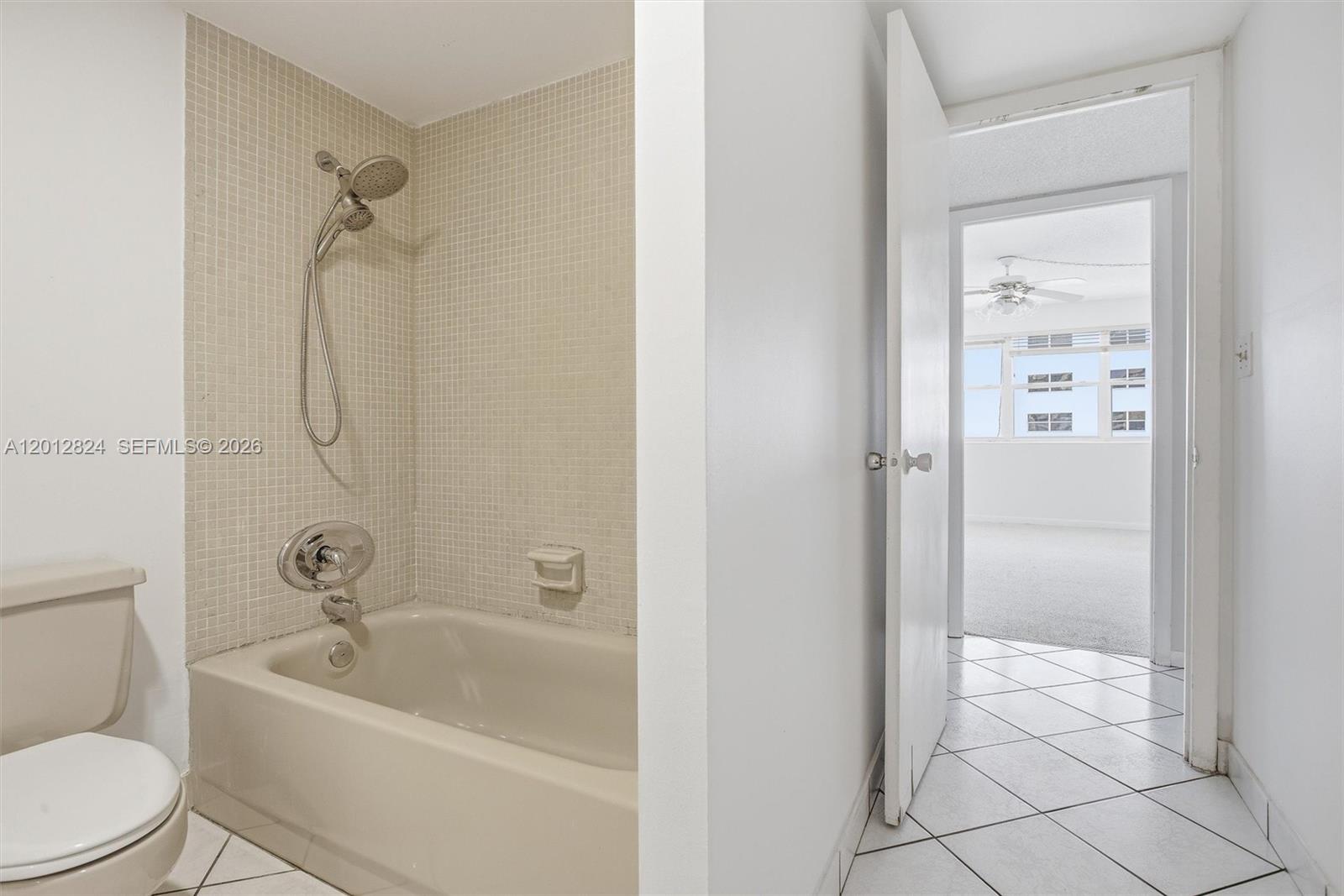 GOLDEN SAILS CONDO - Residential
