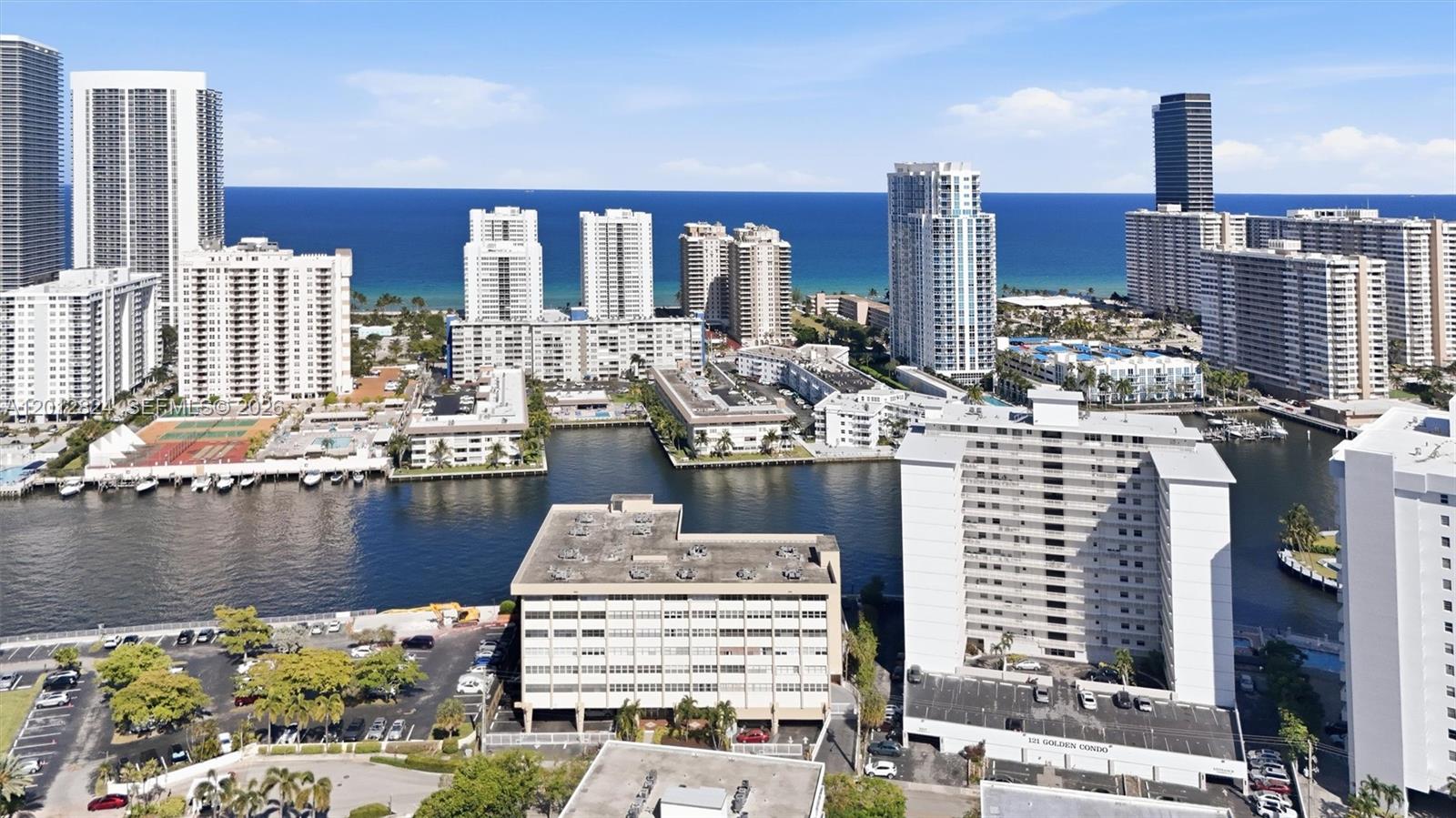 GOLDEN SAILS CONDO - Residential