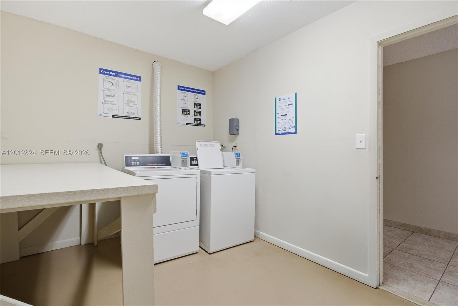 GOLDEN SAILS CONDO - Residential