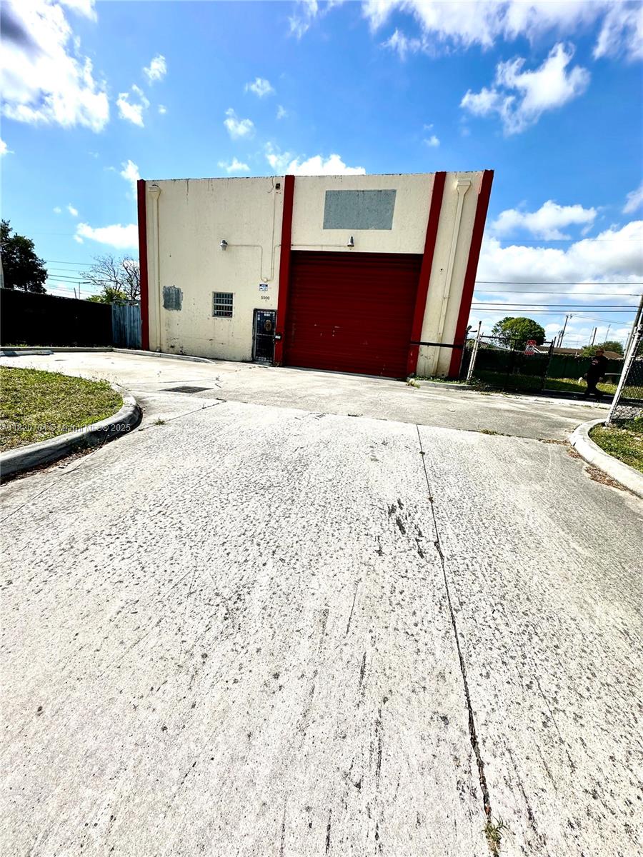 LOCATION, LOCATION, 16553 sq/ft Lot size in an amazing location! It sits in the commercial area of Pembroke Road, well known for its high volume of traffic. Property includes 5500 and 5532, double lot and buildings, and a car wash. Very close to Aventura, Golden Glade, Ft. Lauderdale International Airport, Hard Rock Café, Home Depot, Interstate I95, State Road 7, Florida Turnpike. Office(438 sq/ft)and warehouse (1680 sq/ft) 24 ft high ceiling in the warehouse. Both offices have own bathrooms, electricity and water meters. Attached are the permitted uses, can be converted to Multi family or a larger two-story office complex, current zoning is TOC-2, TOC-3. Buyer must do their own due diligence for usage. Great opportunity for investors and a variety of business.