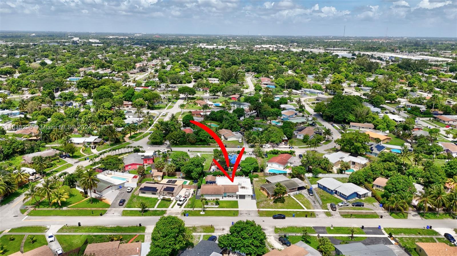 LAUDERDALE VILLAS - Residential