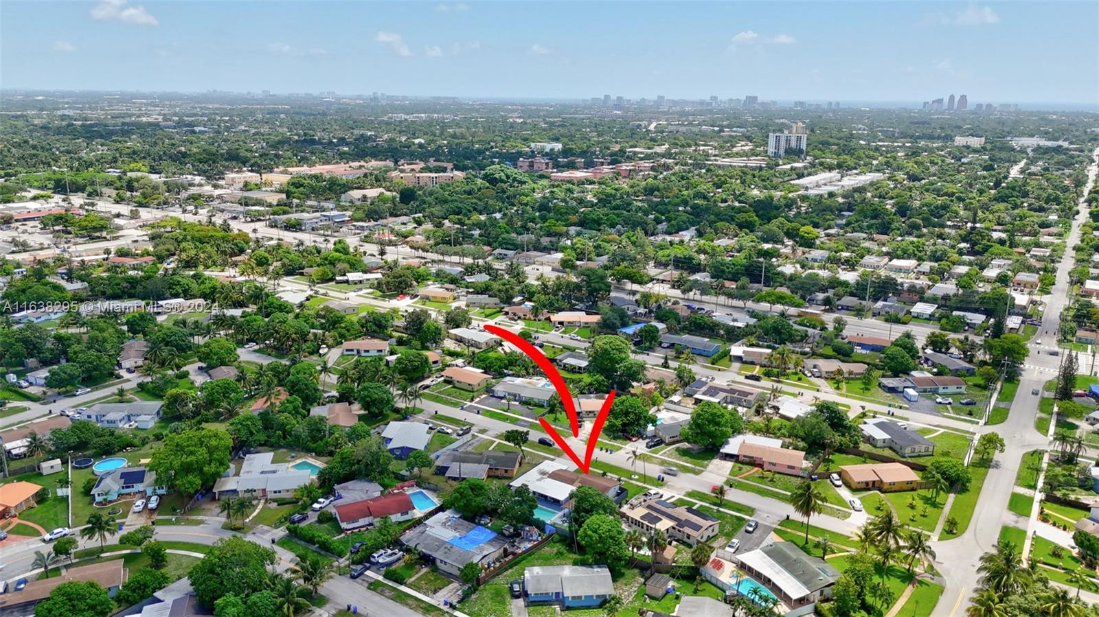 LAUDERDALE VILLAS - Residential