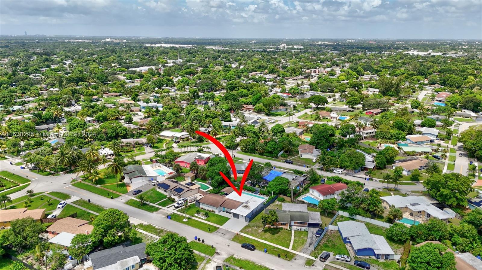 LAUDERDALE VILLAS - Residential