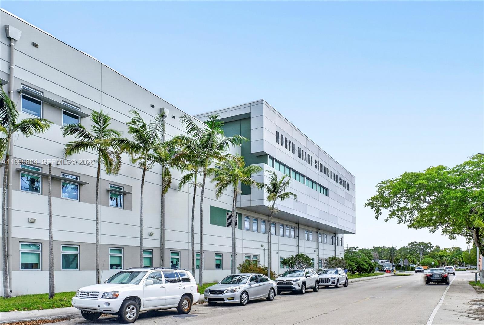 IRONS MANOR 5TH ADDN - Residential Lease