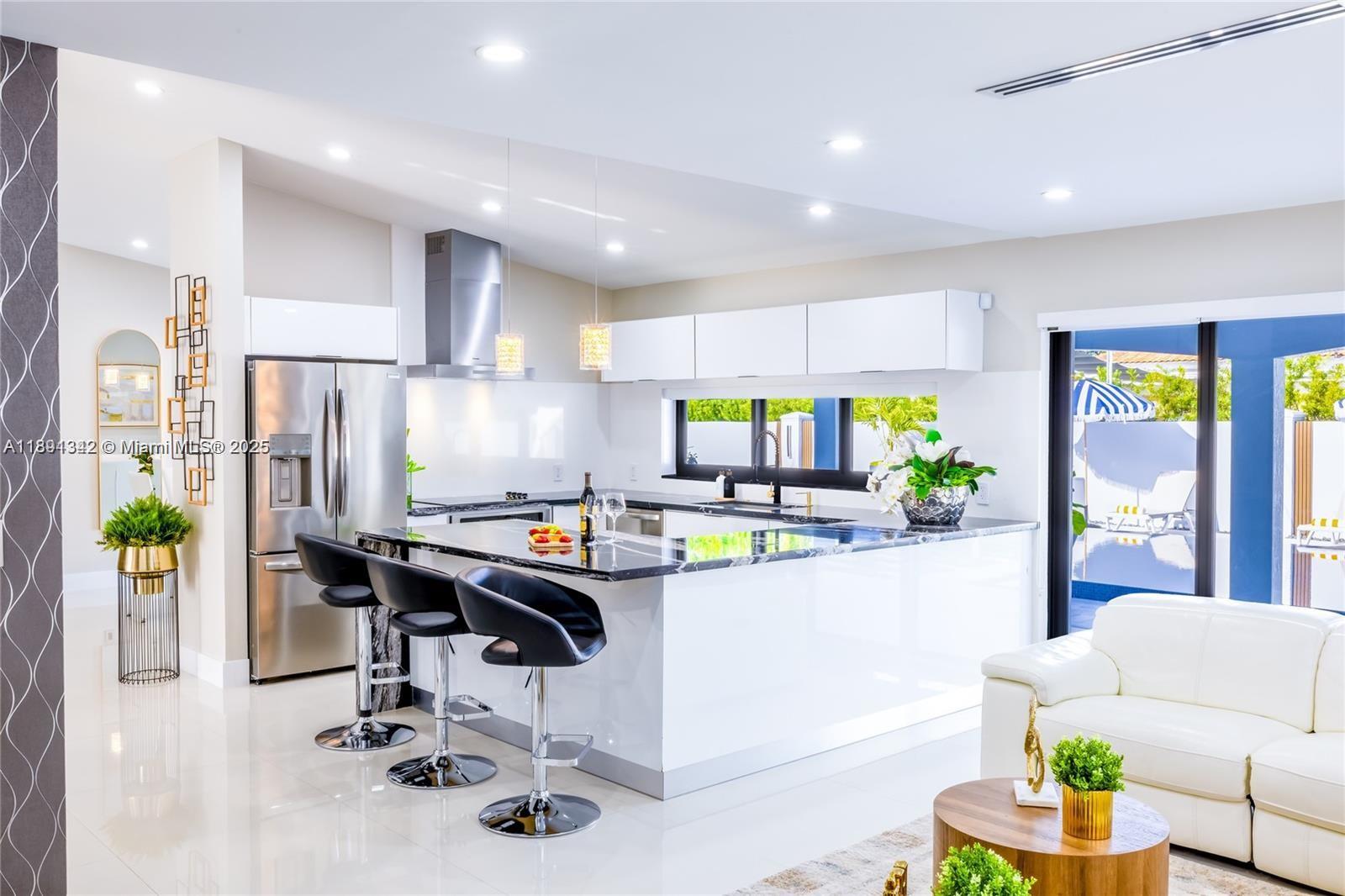 BIRD VILLAS SUB 2ND ADDN - Residential Lease