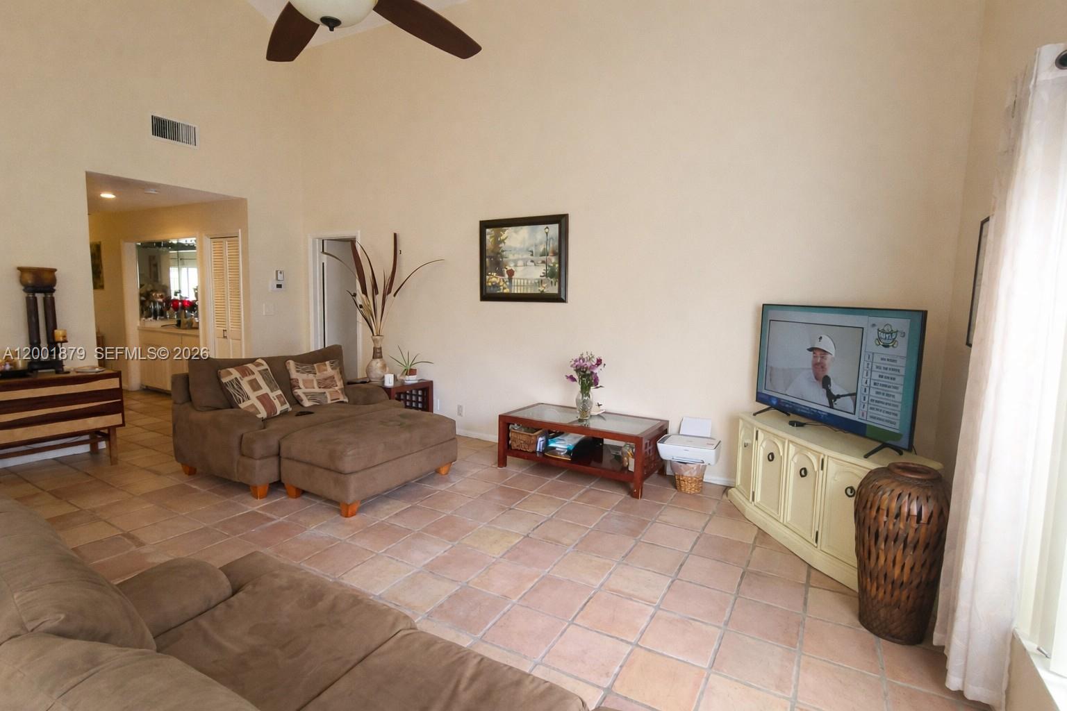 5524 Constant Spring Ter 213, Lauderhill, FL, 33319/$287,500 3 5524 Constant Spring Ter 213