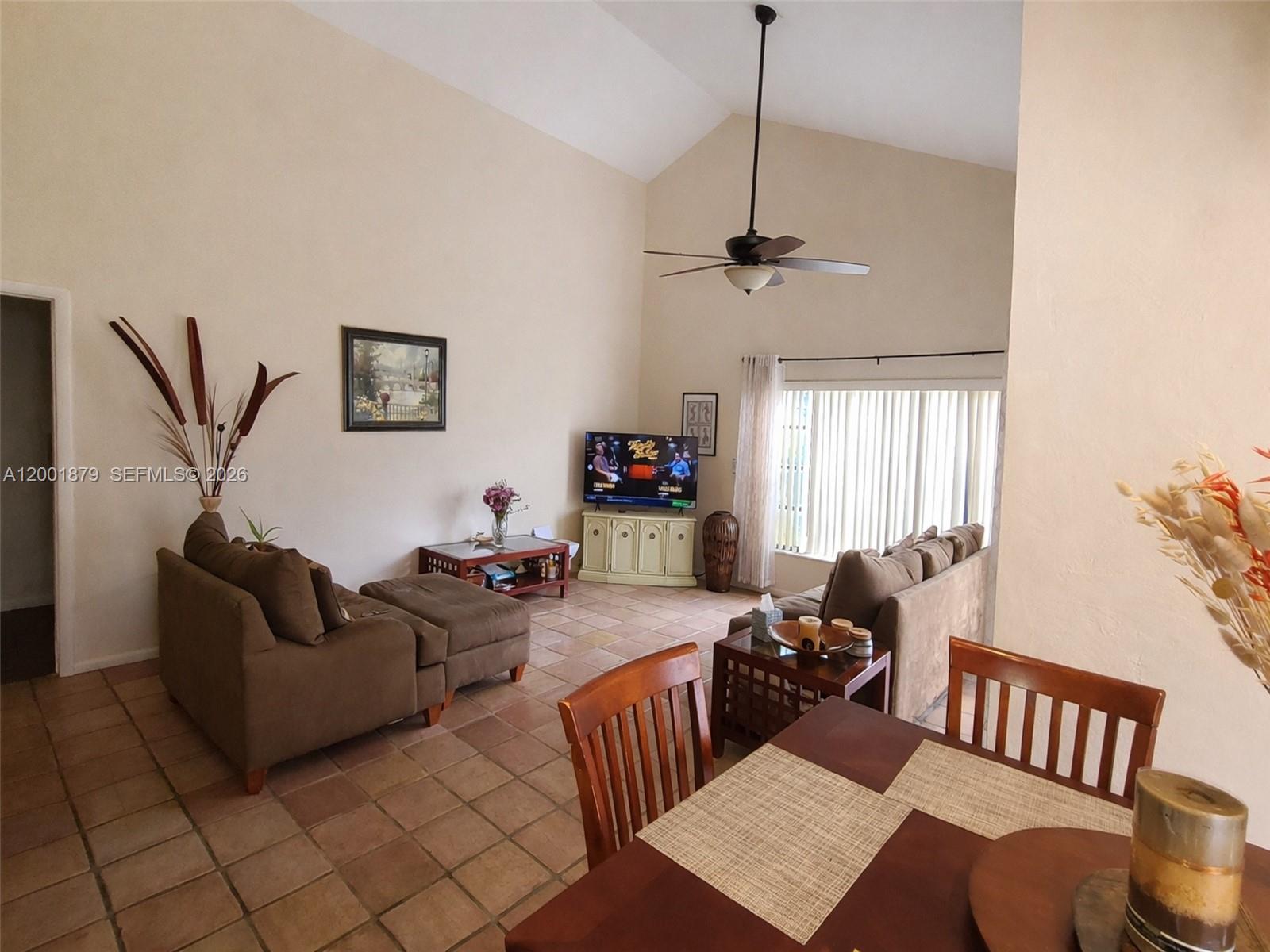 5524 Constant Spring Ter 213, Lauderhill, FL, 33319/$287,500 4 5524 Constant Spring Ter 213