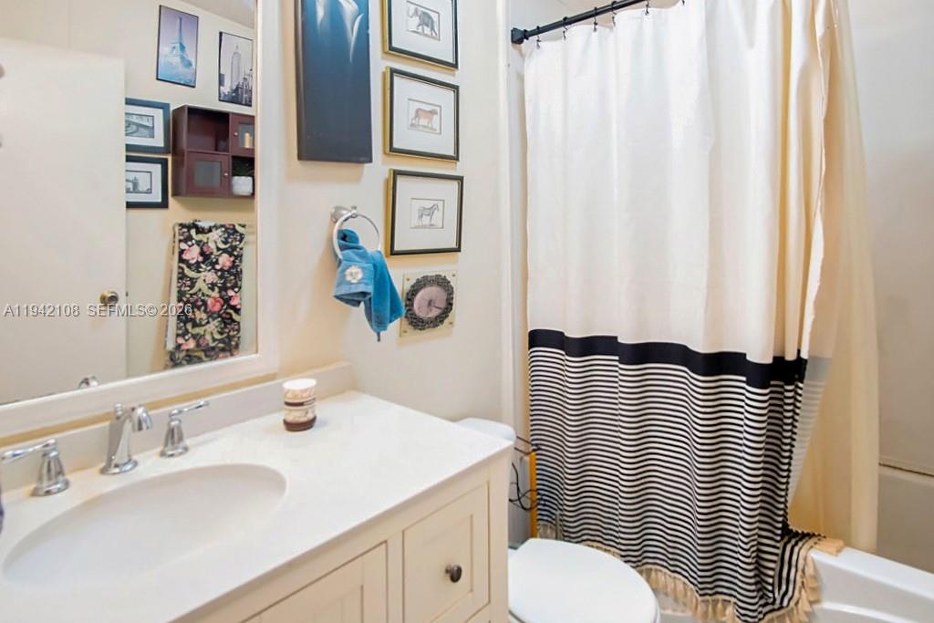 GATEWAY ESTATES PARK COND - Residential