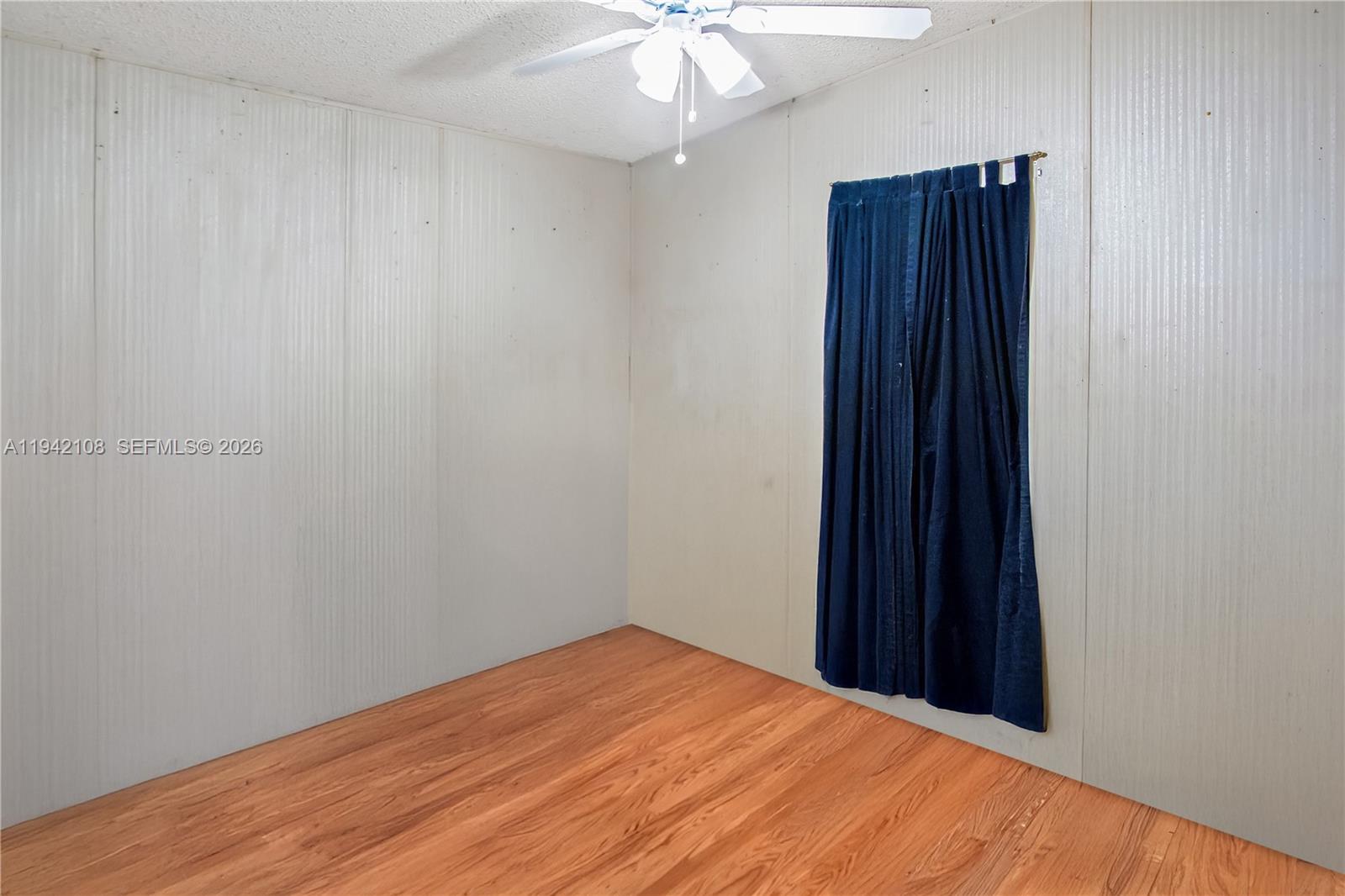 GATEWAY ESTATES PARK COND - Residential