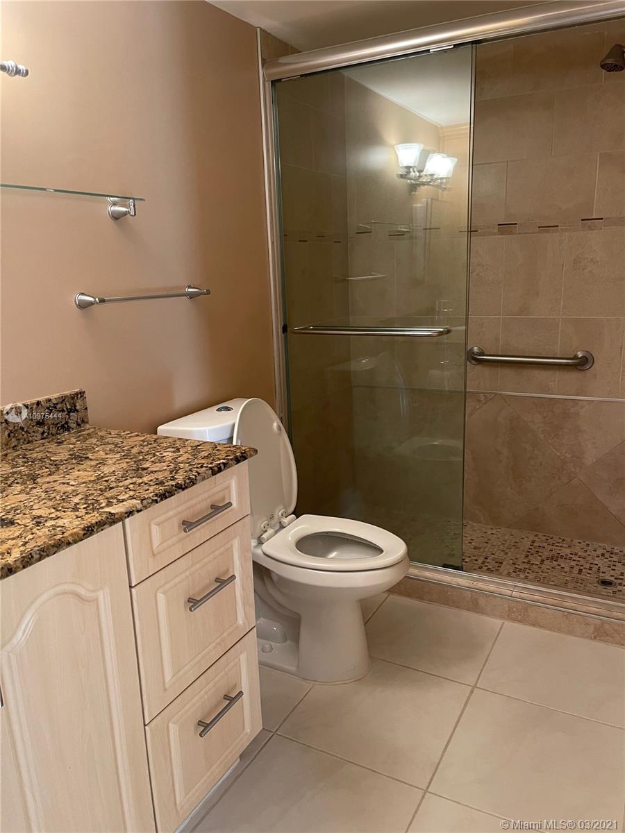 SUNRISE LAKES 184 CONDO - Residential