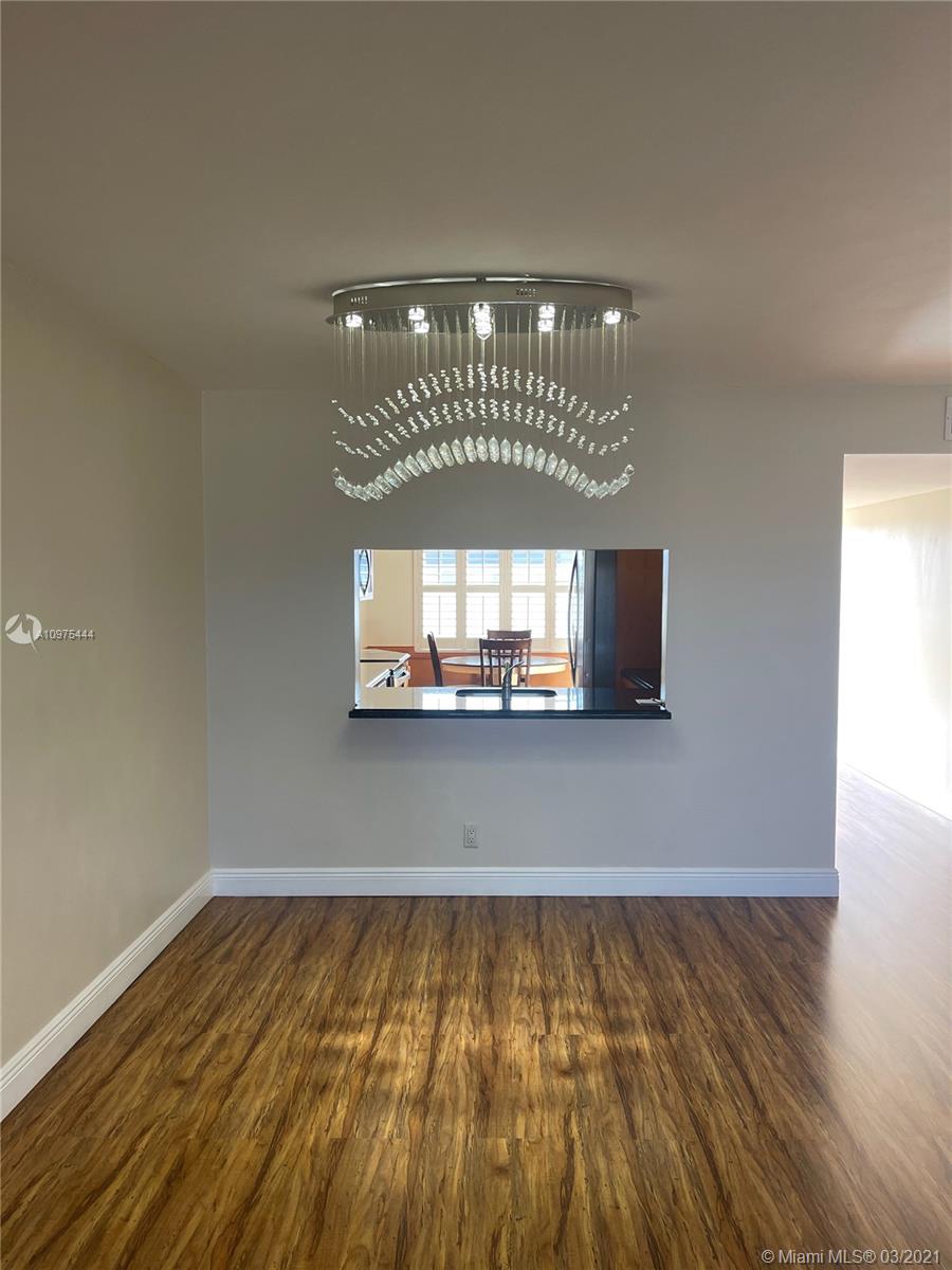 SUNRISE LAKES 184 CONDO - Residential