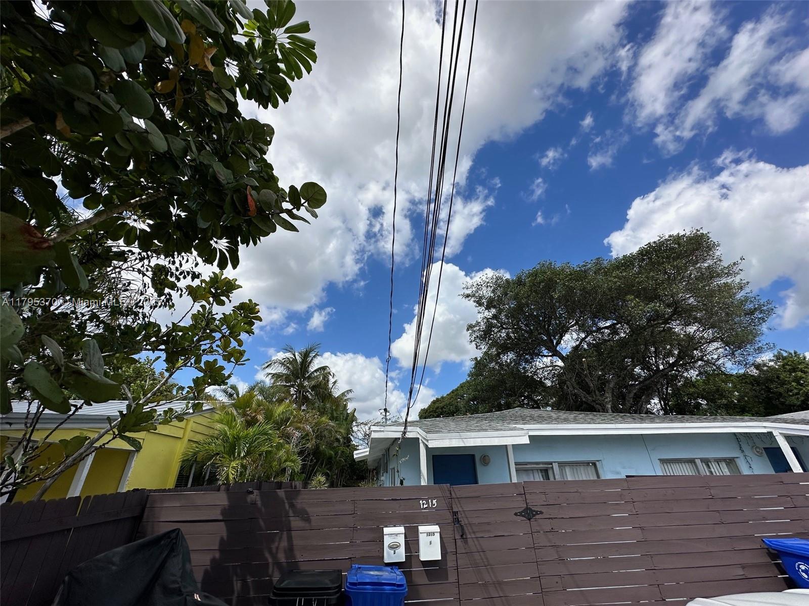 Rental Property at 1215 Ne 3rd Ave 1-3, Fort Lauderdale, Broward County, Florida - Bathrooms: 1  - $1,300 MO.