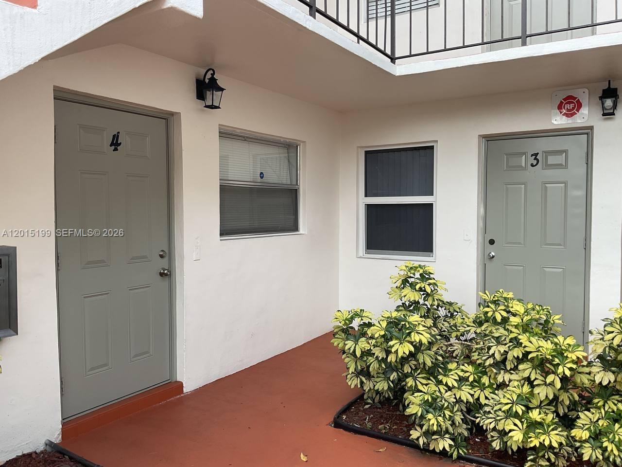 VILLAS AT CORAL SPRINGS - Residential