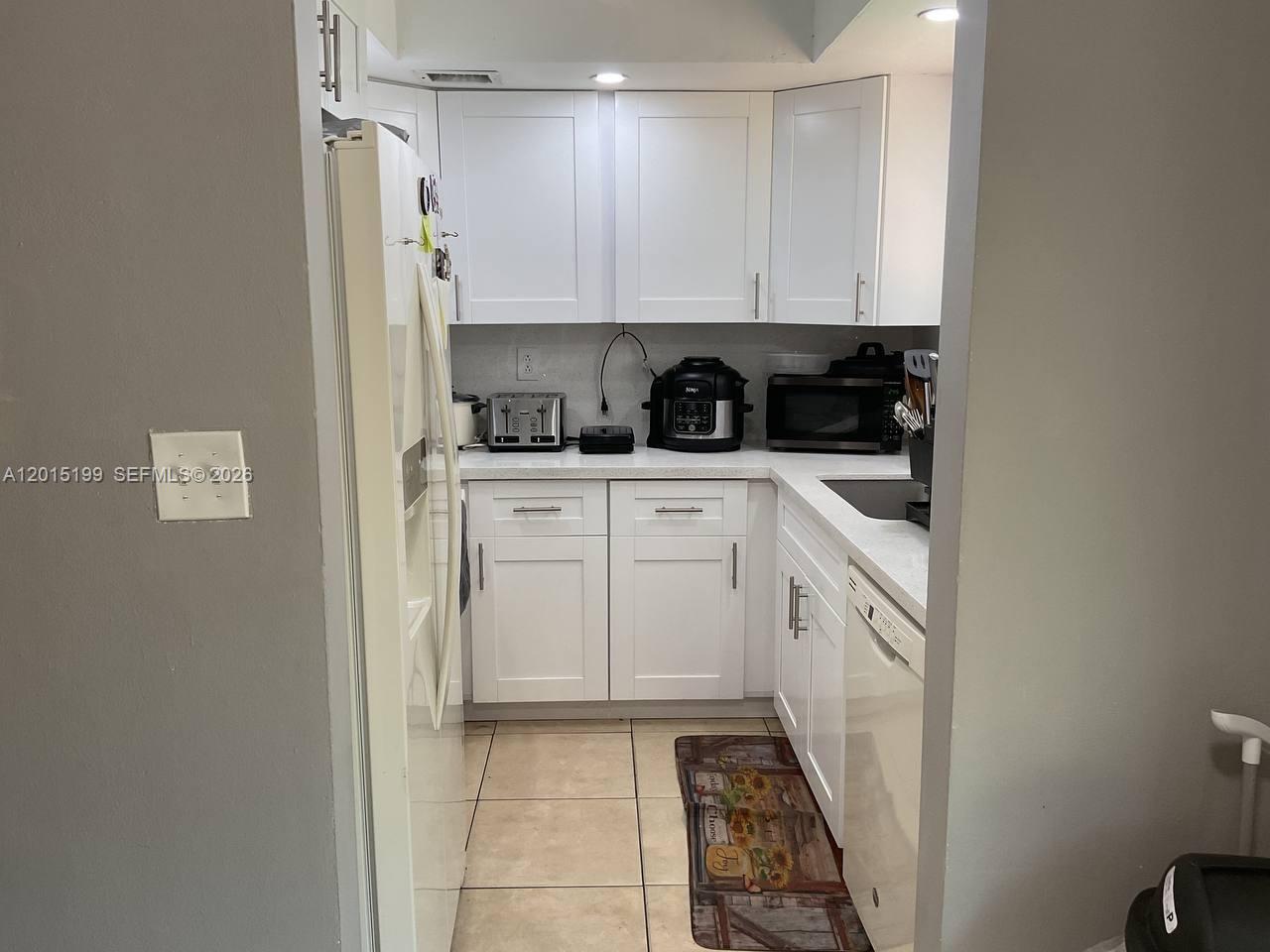VILLAS AT CORAL SPRINGS - Residential