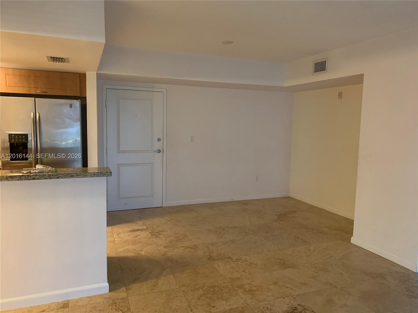 BREEZE CONDO - Residential Lease