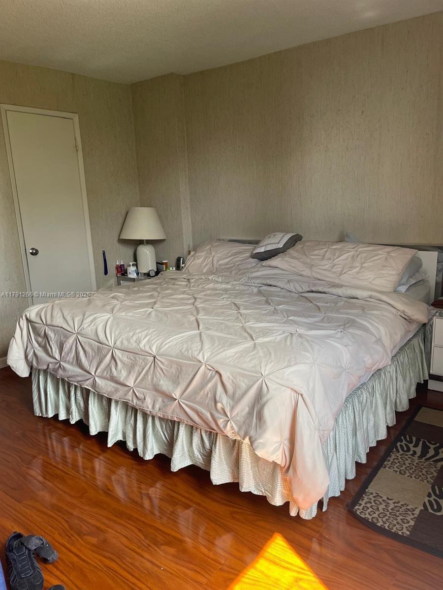 TOWER AT BISCAYNE COVE CO - Residential