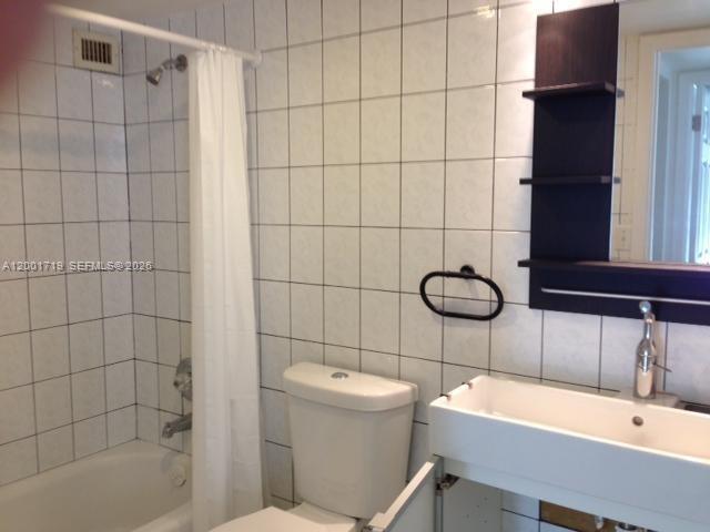 OCEANSIDE PLAZA CONDO - Residential