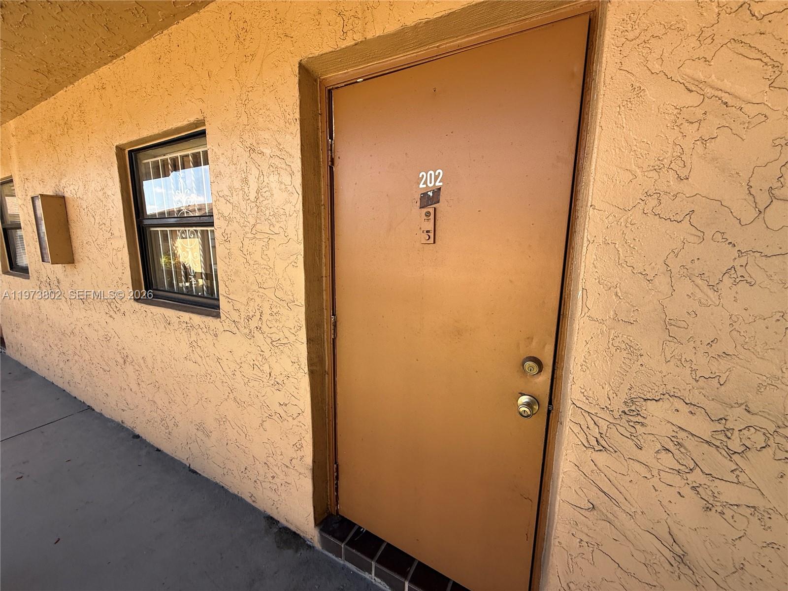 LAGO GRANDE TWO CONDO - Residential