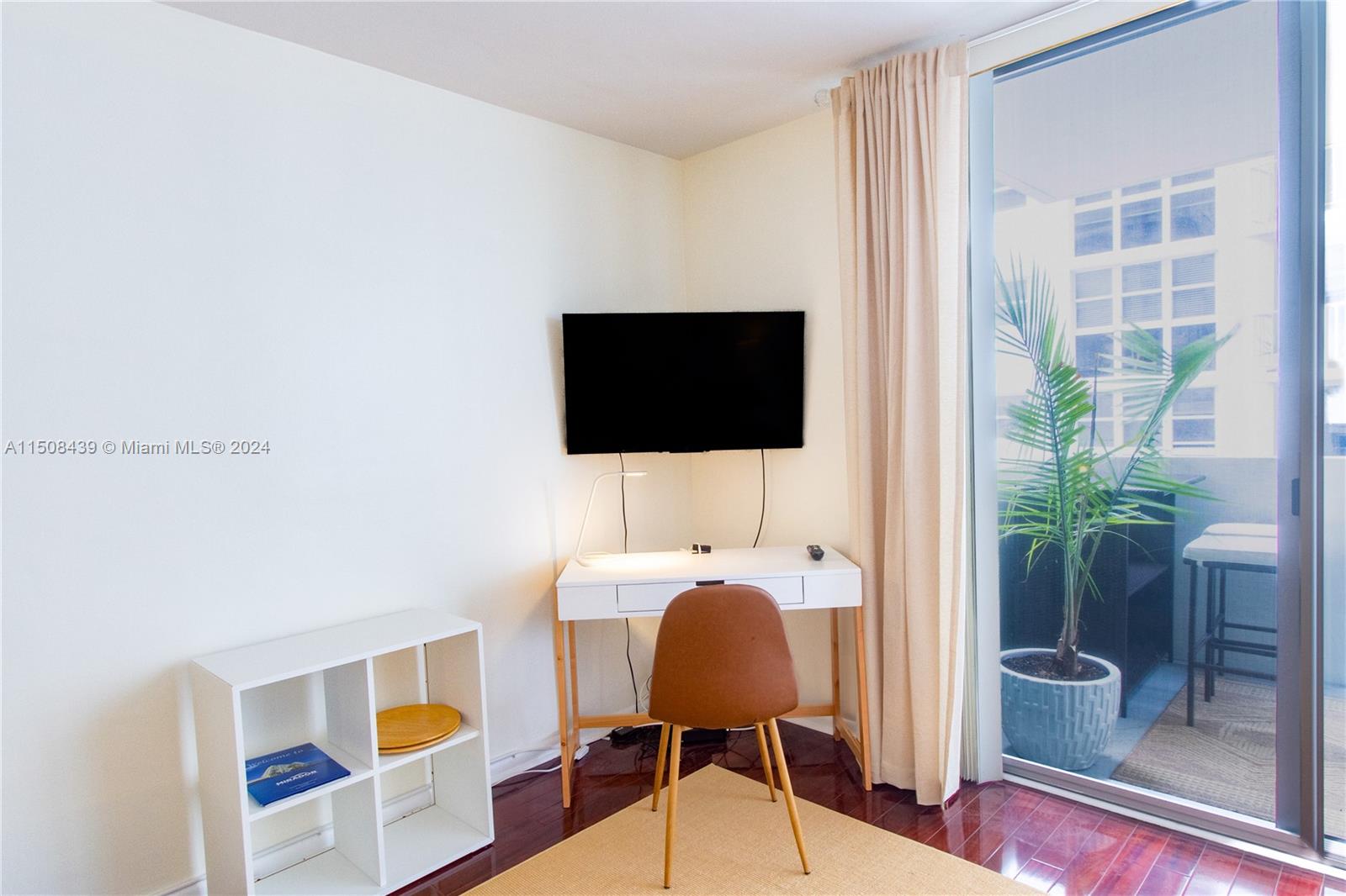 MIRADOR 1200 CONDO - Residential Lease