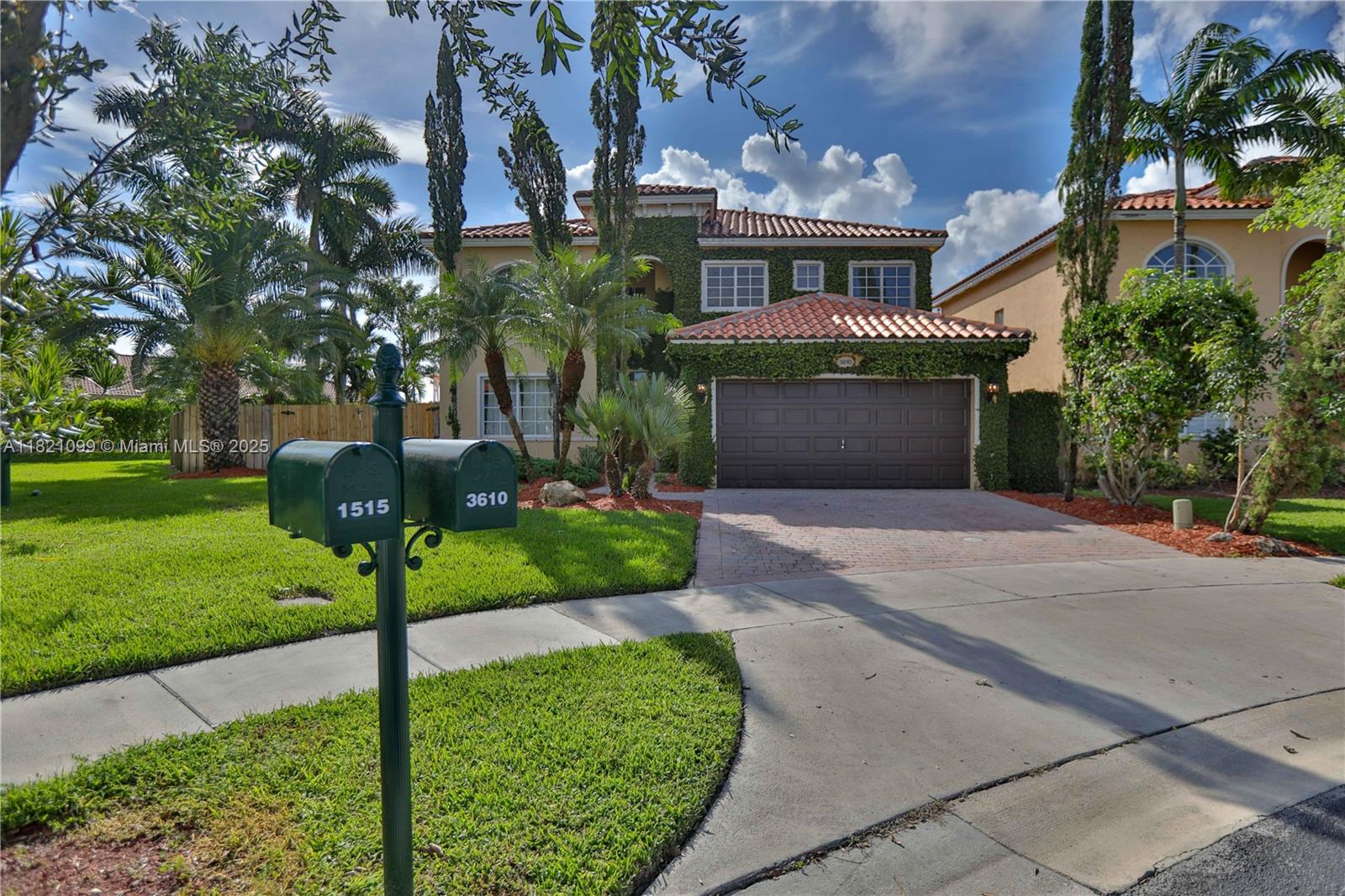 3610 Ne 15th Dr, Homestead, Miami-Dade County, Florida - 4 Bedrooms  
3 Bathrooms - 