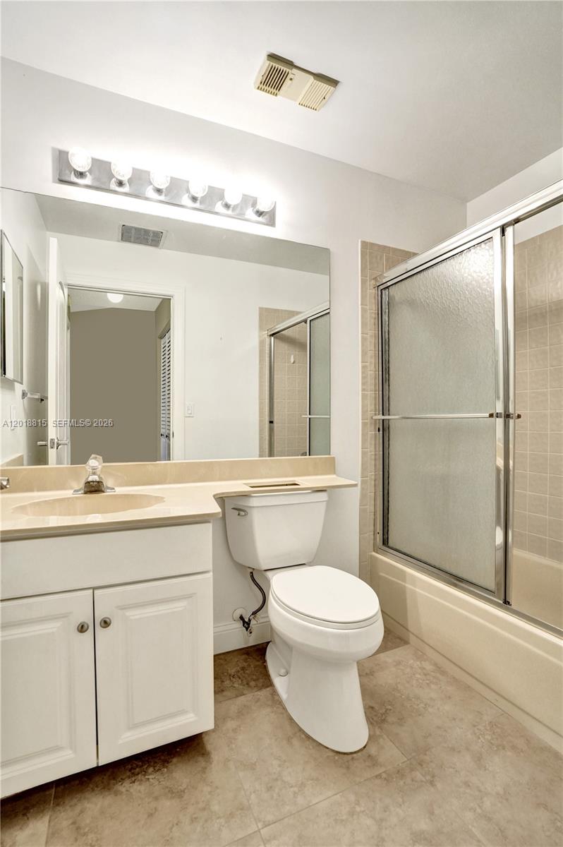 LANDINGS ON CYPRESS GREEN - Residential