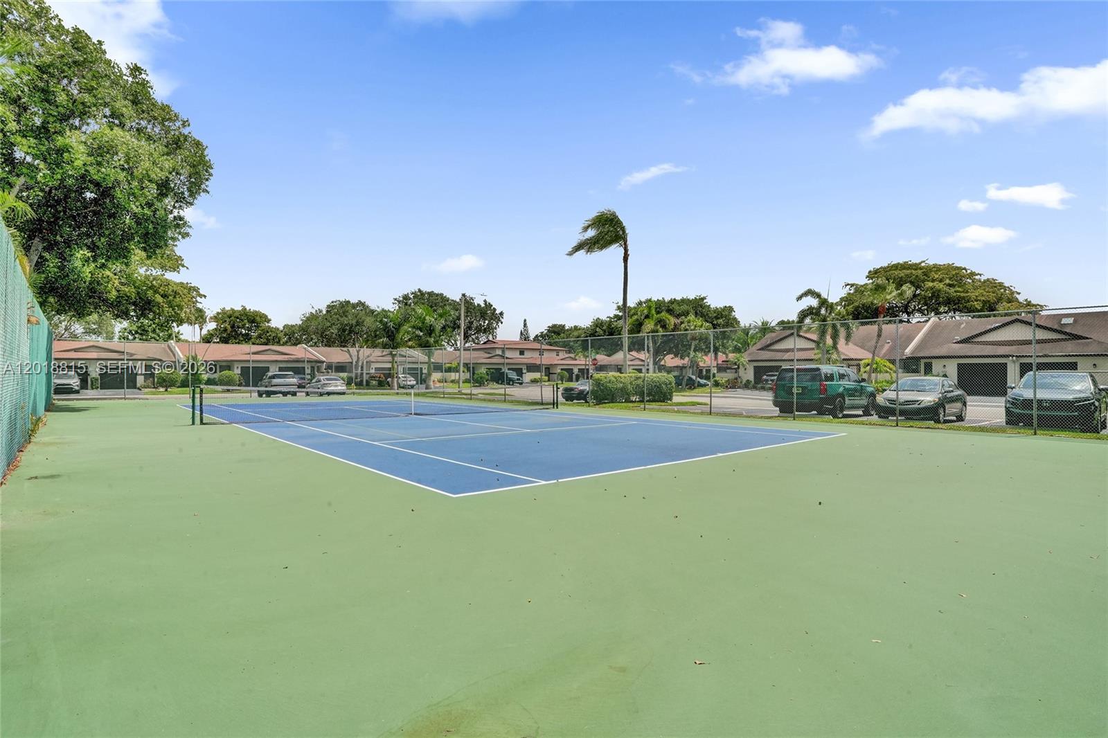 LANDINGS ON CYPRESS GREEN - Residential