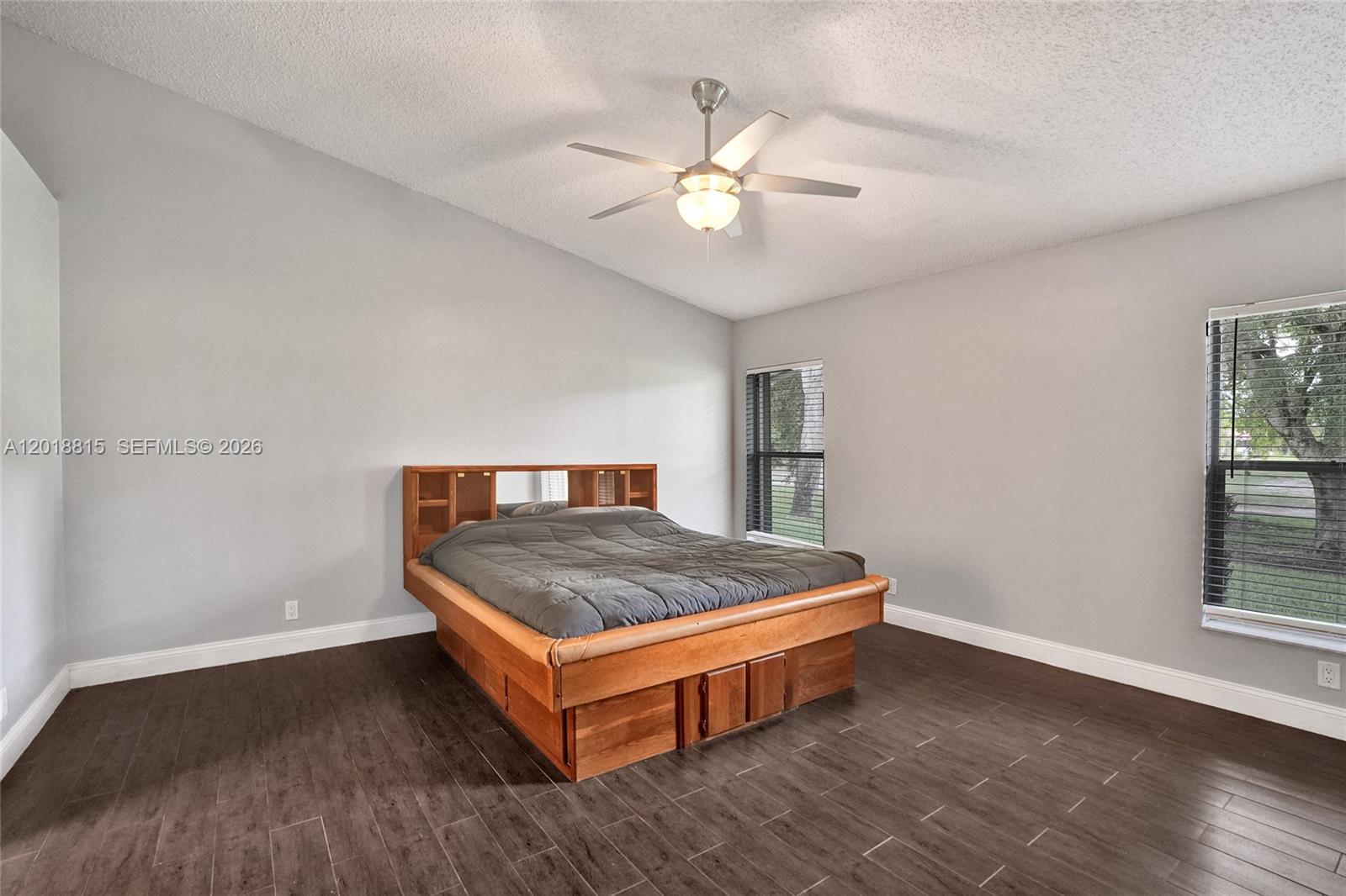 LANDINGS ON CYPRESS GREEN - Residential