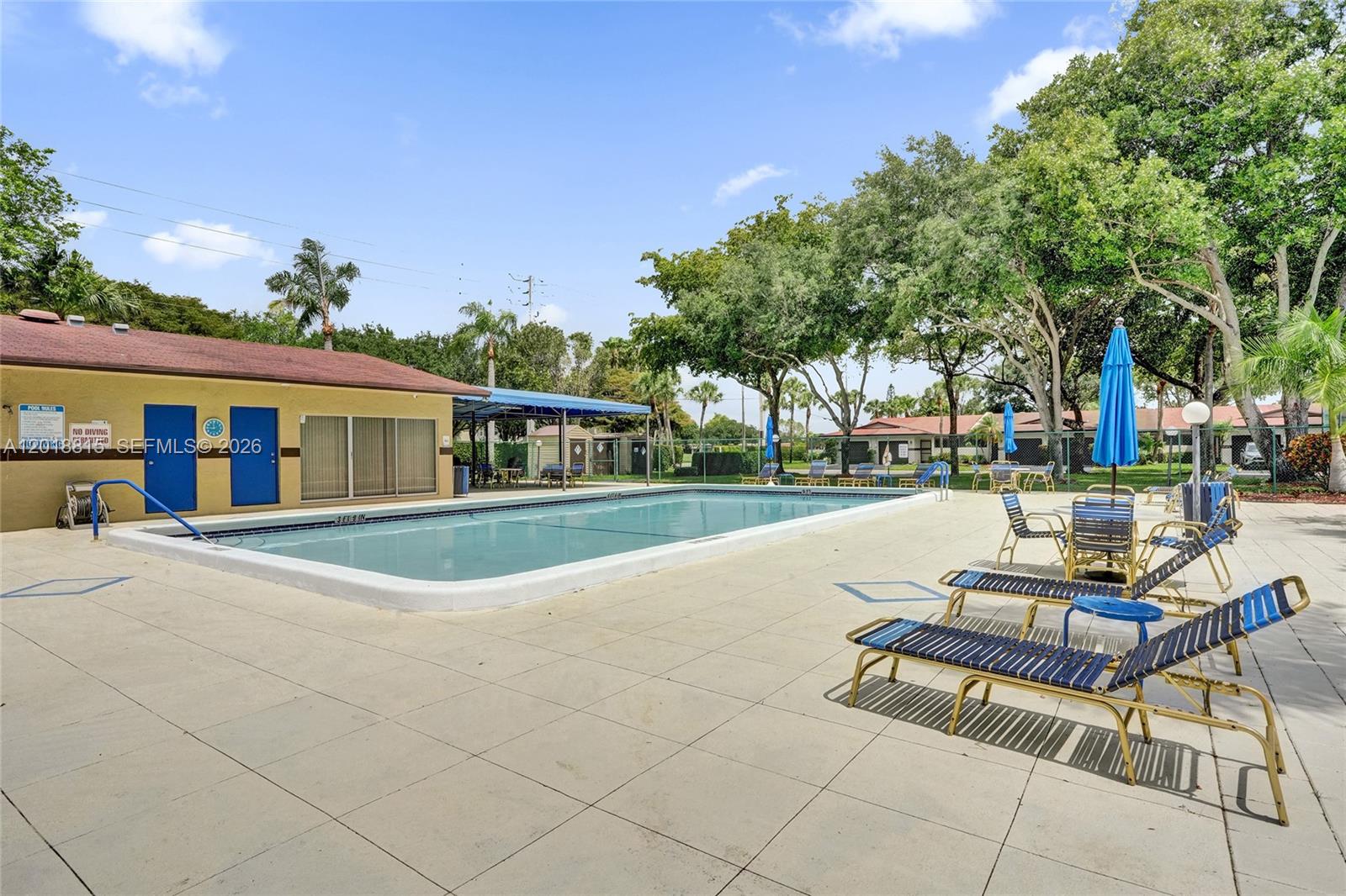 LANDINGS ON CYPRESS GREEN - Residential