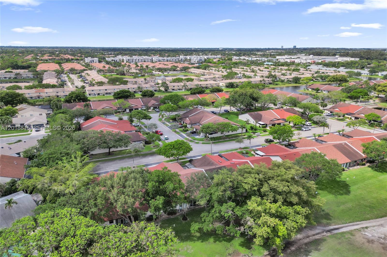 LANDINGS ON CYPRESS GREEN - Residential