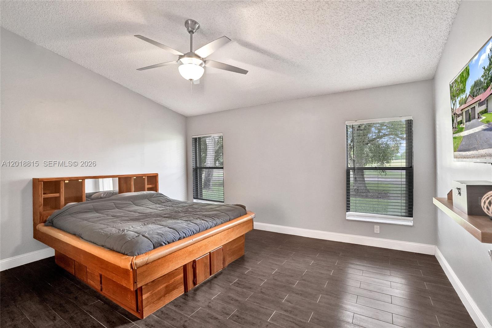 LANDINGS ON CYPRESS GREEN - Residential