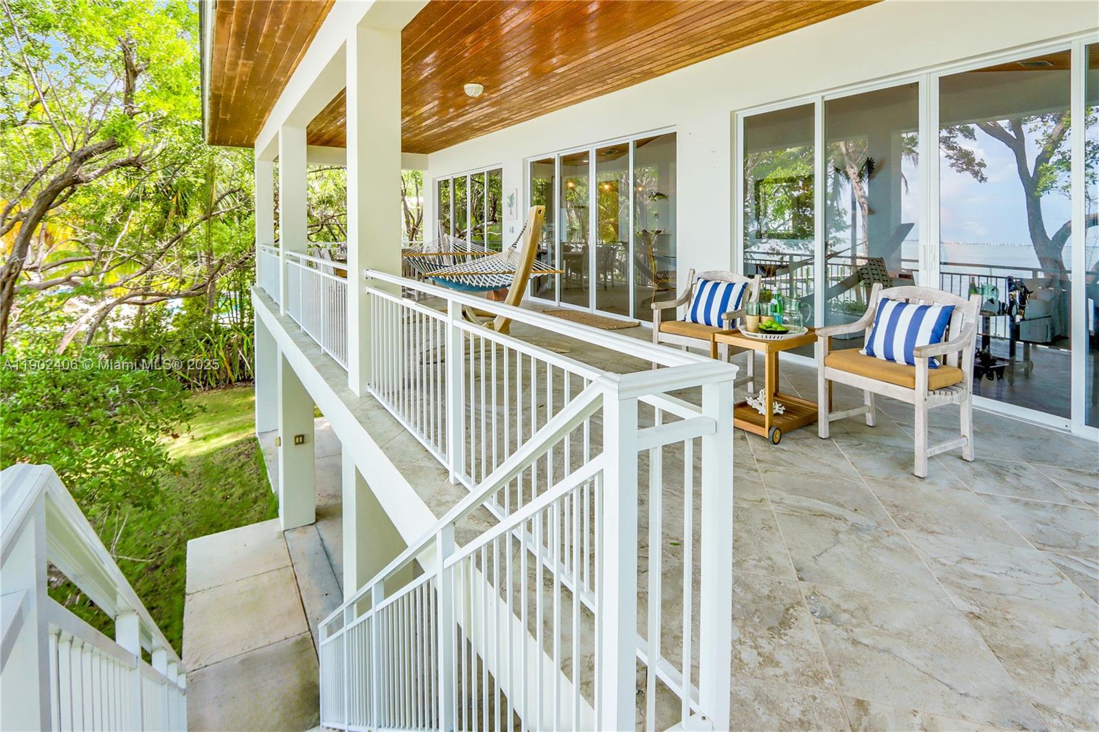 SUNSET POINT - Residential