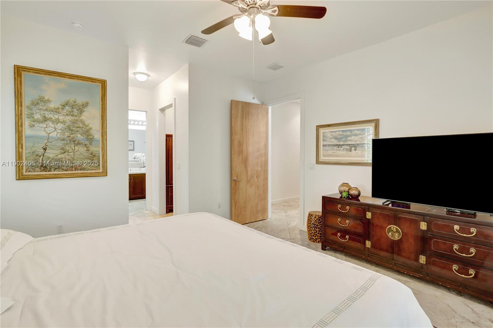 SUNSET POINT - Residential