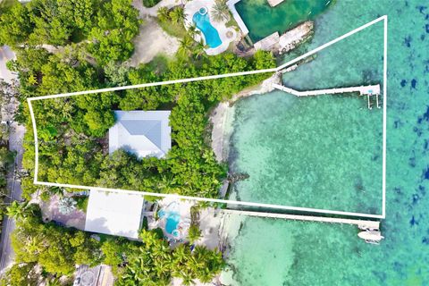 Photo of 34 Sunset Rd, Key Largo, FL 33037 (MLS # A11902406)